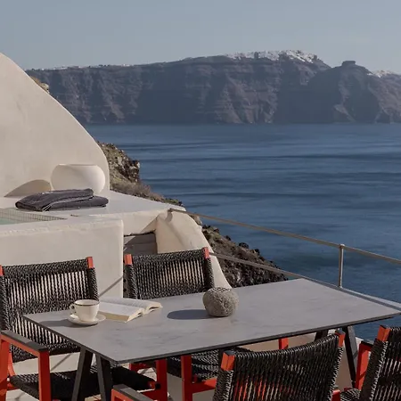 Satori Caves By Thireon Tatil Evi Oia