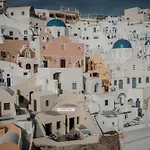 Satori Caves By Thireon * Oia (Santorini)