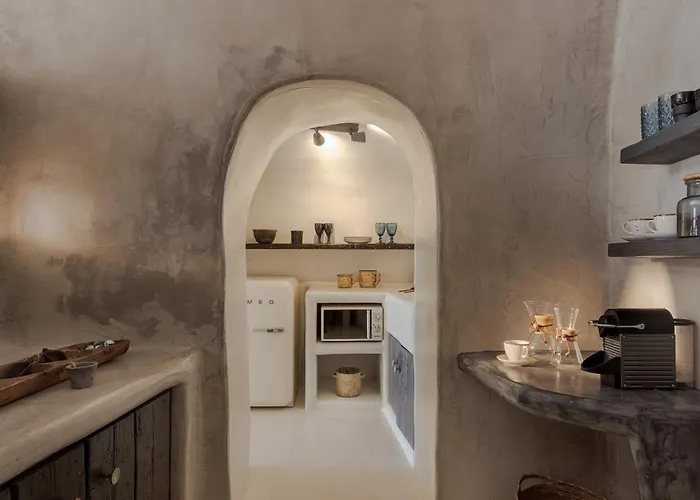 Satori Caves By Thireon * Oia (Santorini)