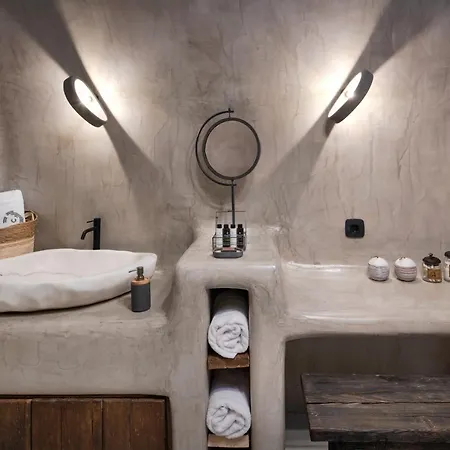 Satori Caves By Thireon 度假居 伊亚