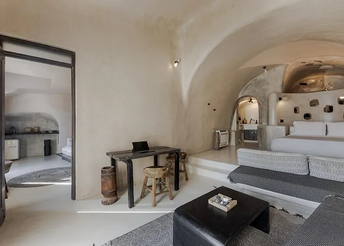 Satori Caves By Thireon Semesterbostad Oia